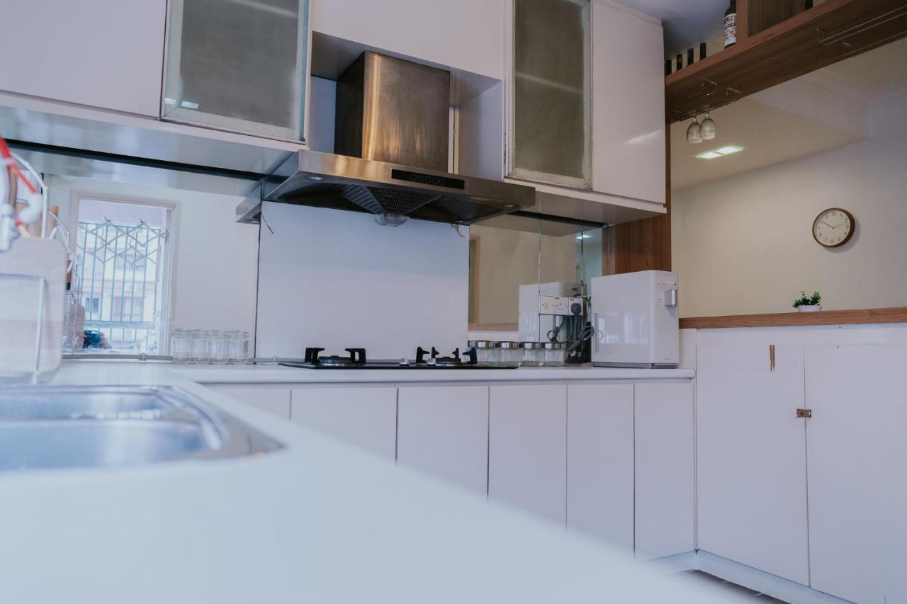 Petronella Apartment C1 Marina Court Kota Kinabalu Dış mekan fotoğraf